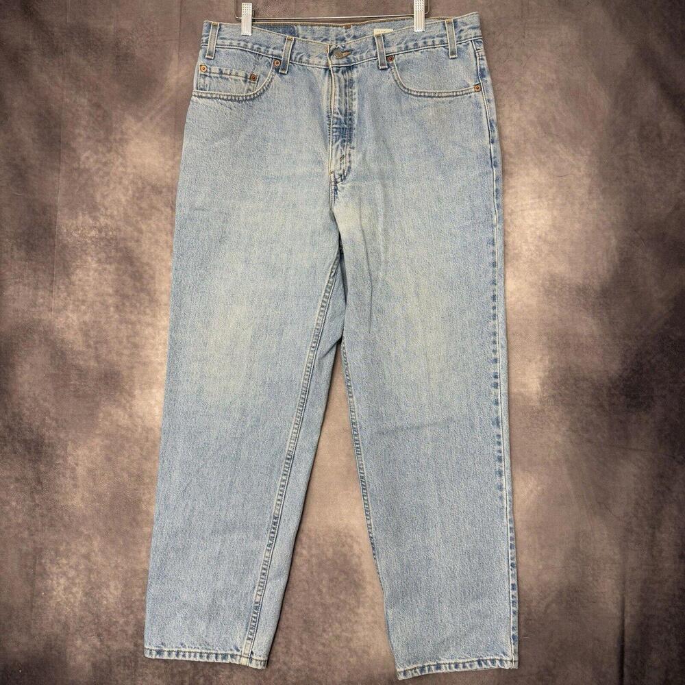 Vintage 90s Levis 550 Jeans Men Size 34x30 Light Wash Denim‎